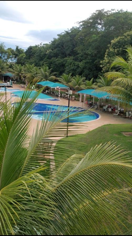 Aldeia Do Lago Caldas Novas Lindo Apt Com Cozinha Mobilia Nova Pode Levar Bebidas Na Area Das Piscinas Exterior photo